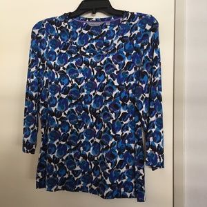 Multi-colored 3/4 sleeve top